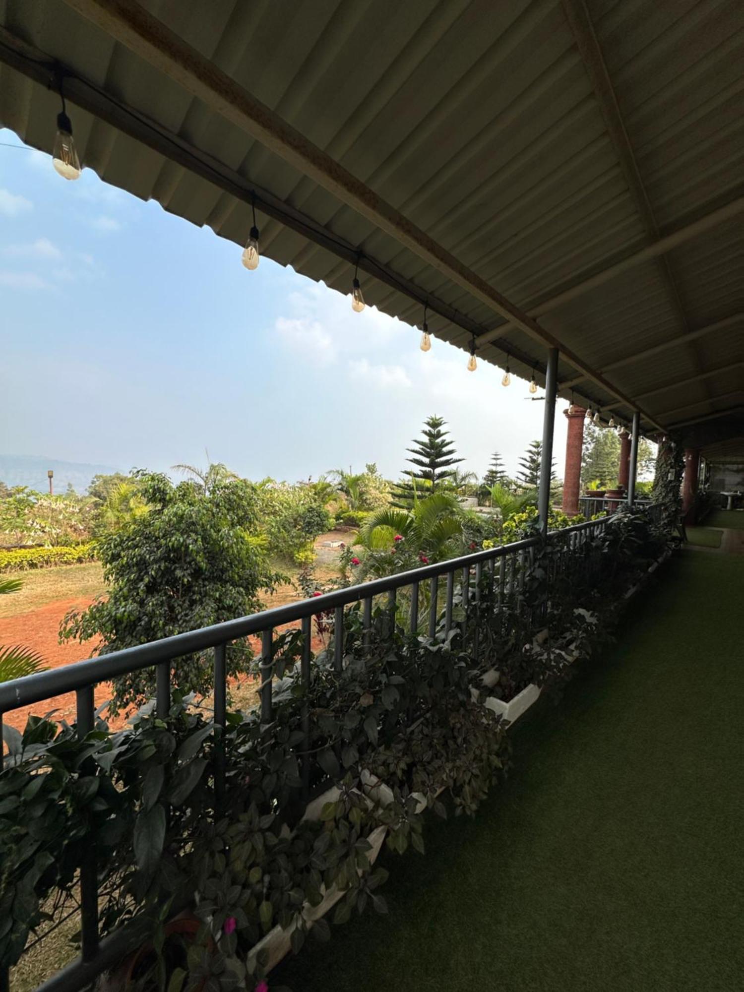 Stone Casa By Vgh 4Bhk Villa With Swimming Pool マハバレシュワール エクステリア 写真