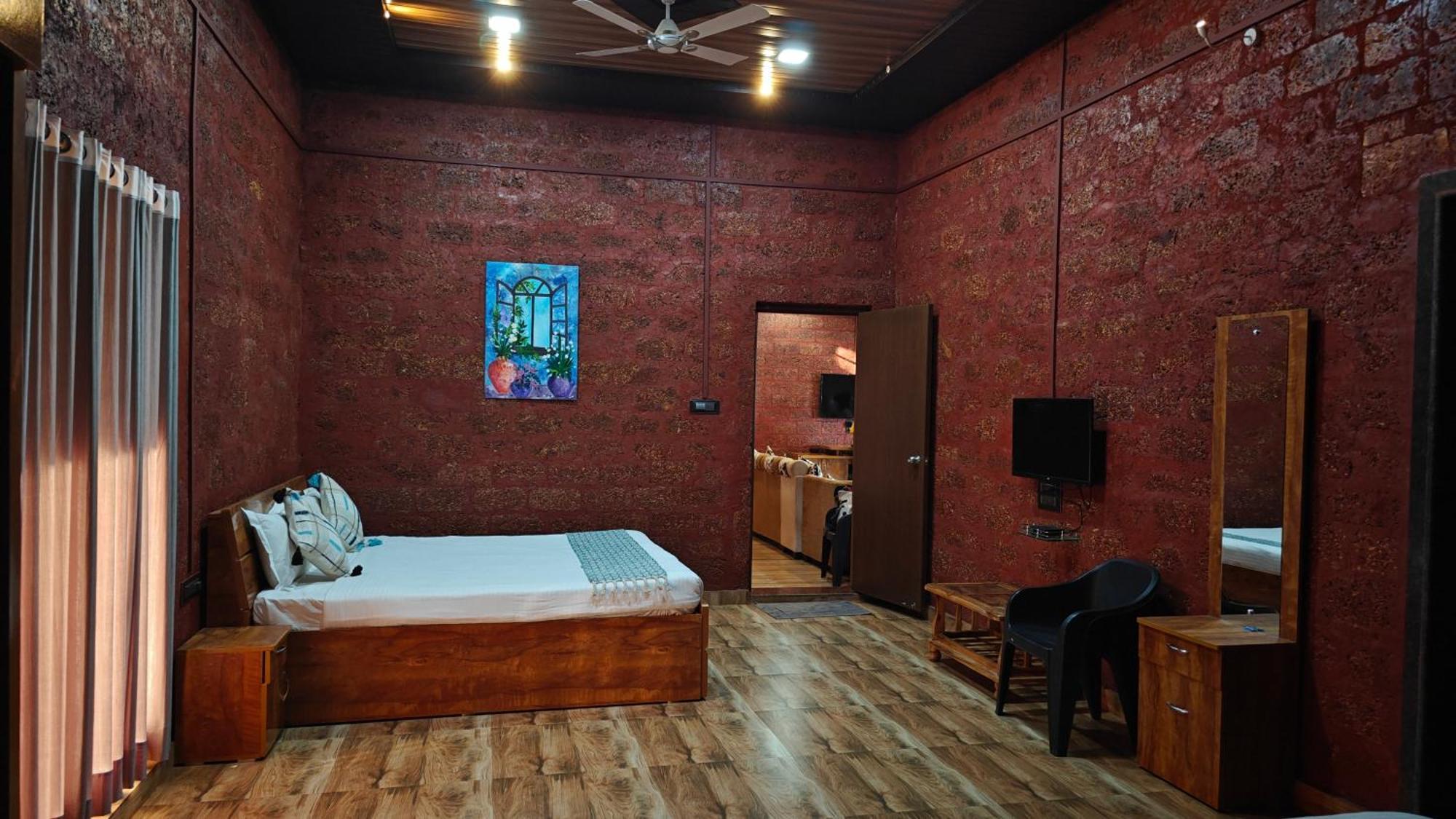 Stone Casa By Vgh 4Bhk Villa With Swimming Pool マハバレシュワール エクステリア 写真
